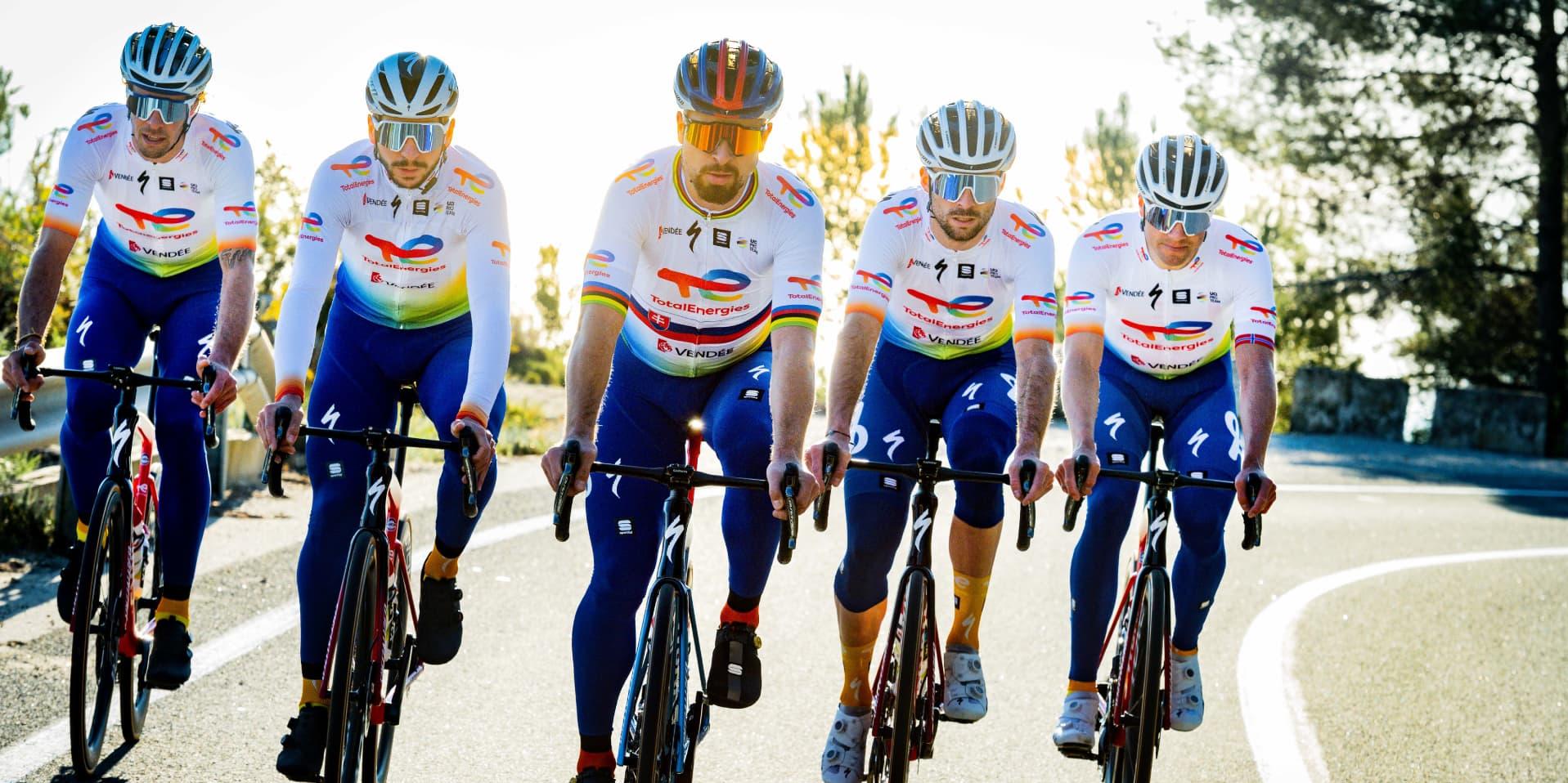 Bicycle team shop